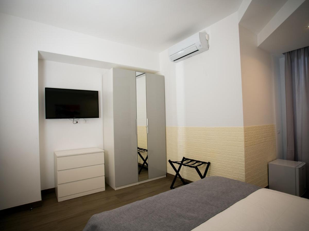 Anastasio Vatican Rooms G H Roma Esterno foto
